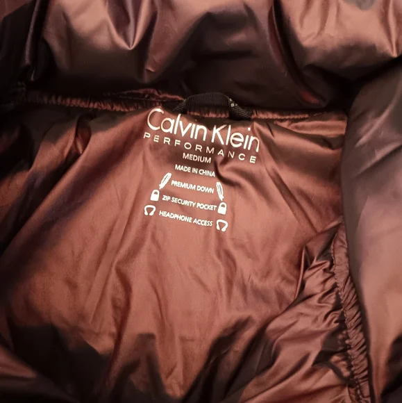 Calvin Klein~Women's Performance Down Quilted Purple Black Puffer Vest - Picture 11 of 12